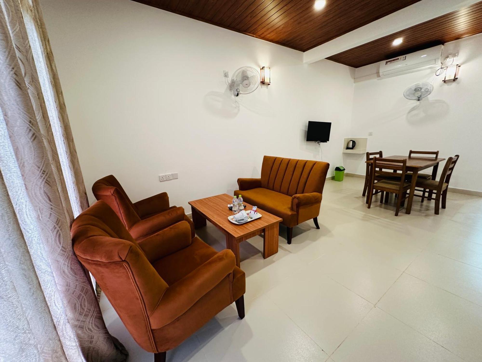 Gamodh Citadel Resort Anuradhapura Kültér fotó
