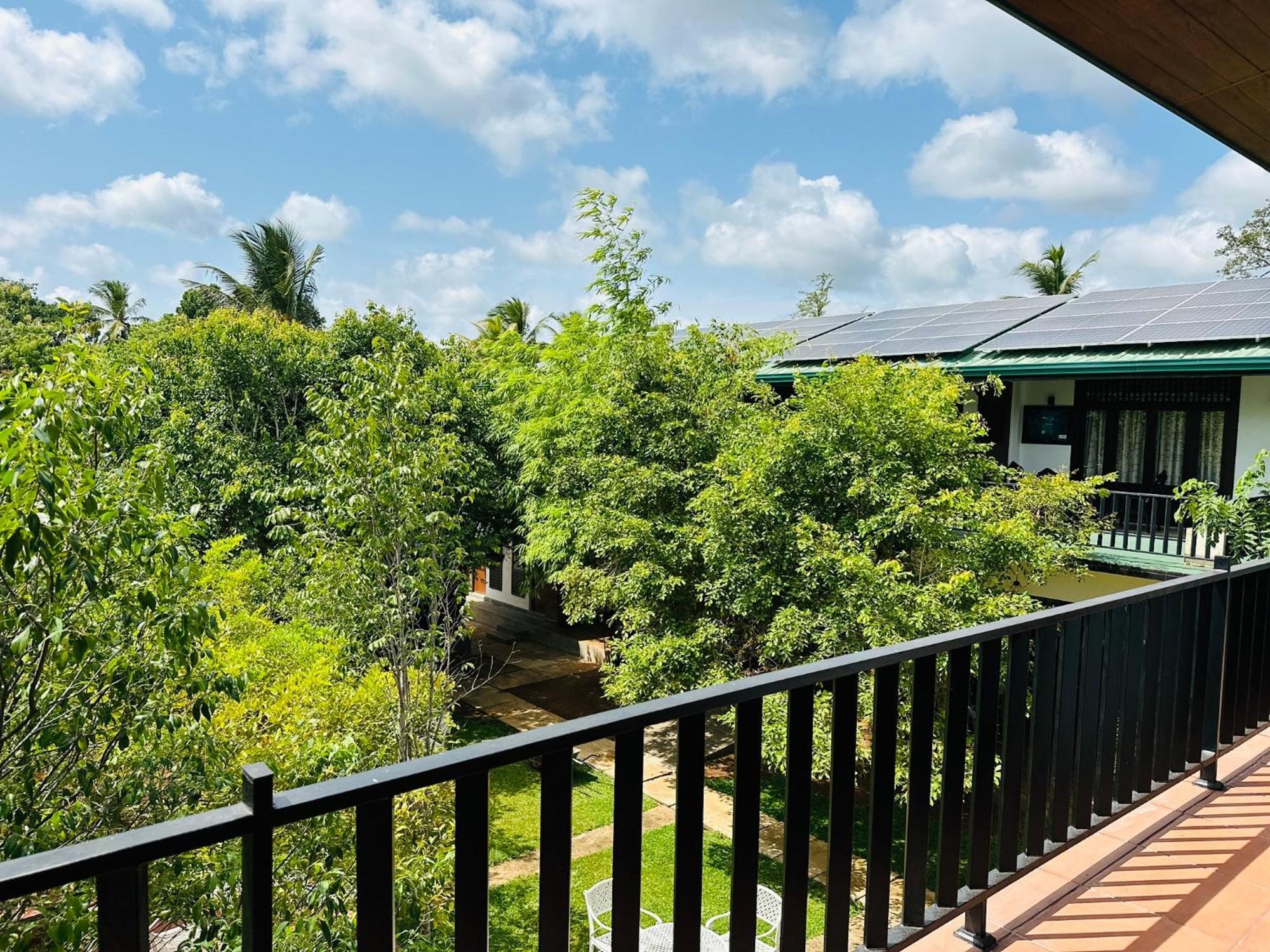 Gamodh Citadel Resort Anuradhapura Kültér fotó