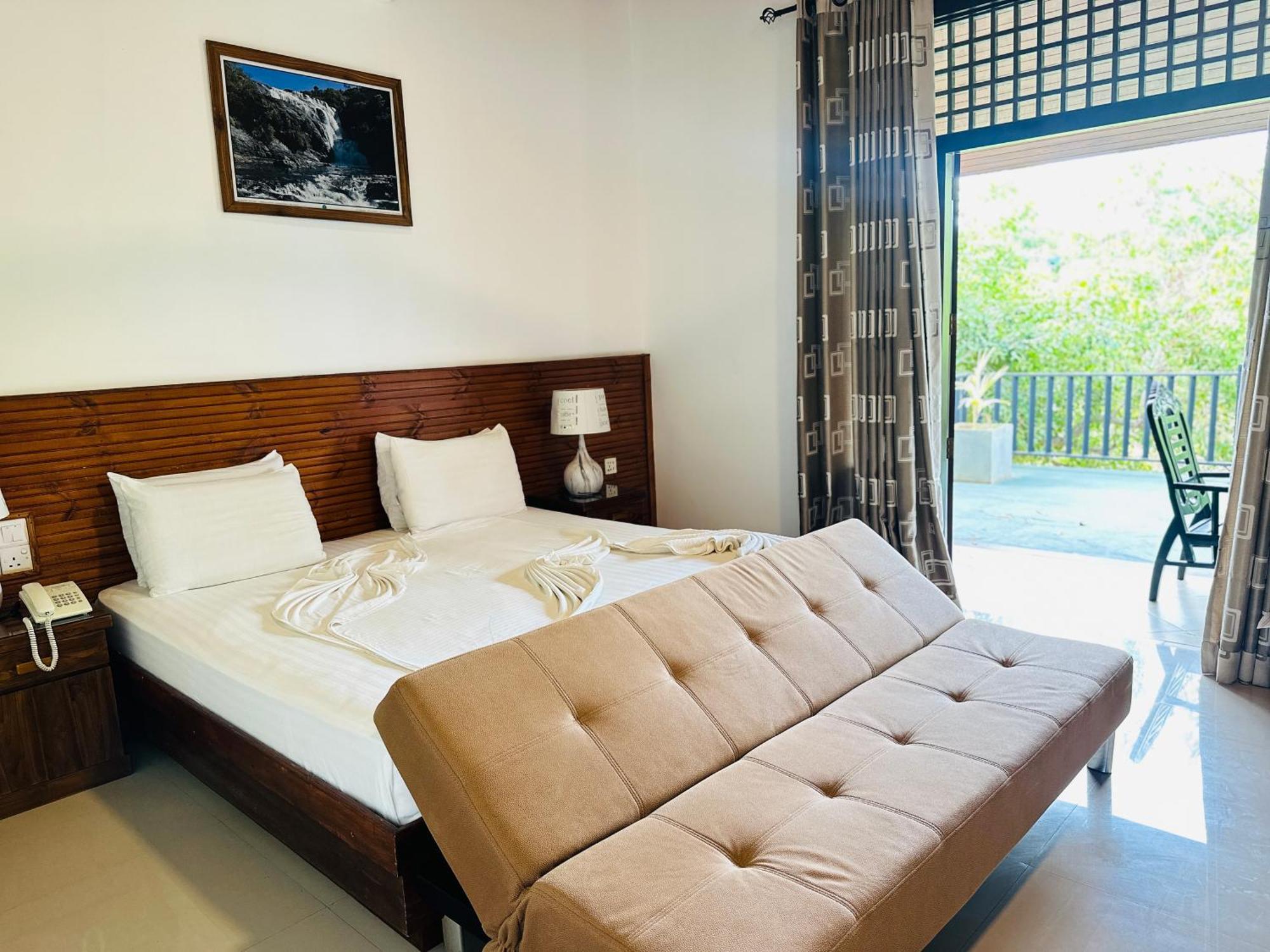 Gamodh Citadel Resort Anuradhapura Kültér fotó